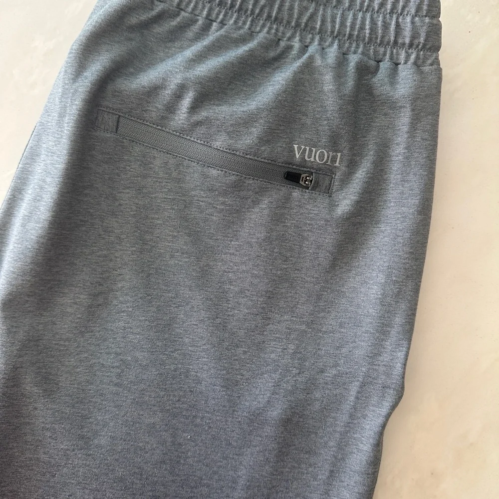 Vuori Sunday Athletic Shorts NWOT in Dusty Blue Heather - Picture 2 of 7